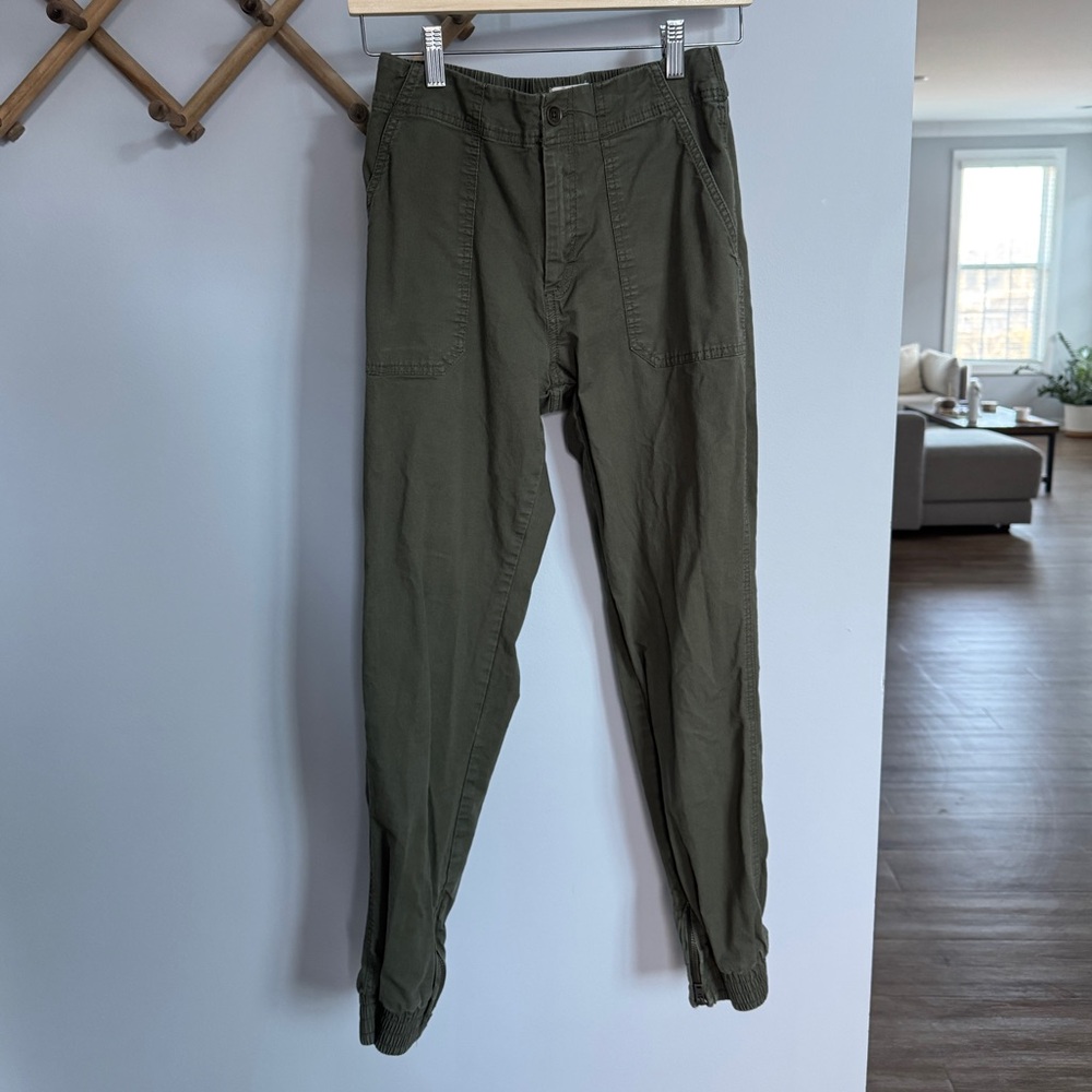 Pact Women’s Size Small Olive Green Utility Ankle Zip Pants